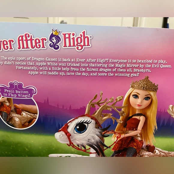 Ever After High Apple White Dragonrider Dragon Games Braebyrn Dragon NWT NRFB - Picture 12 of 15